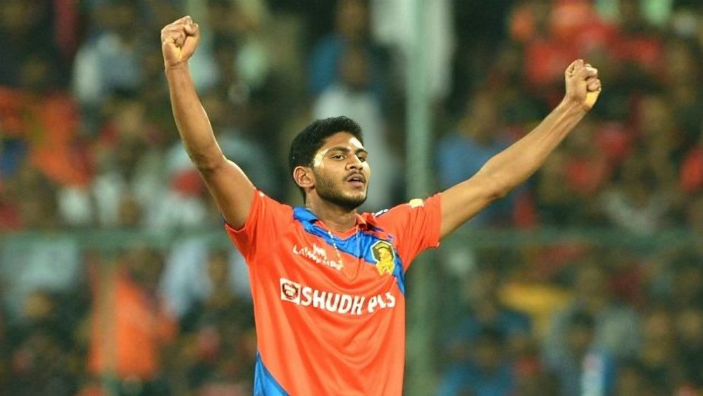 Runs Conceded by Bowlers in a Single IPL Match
