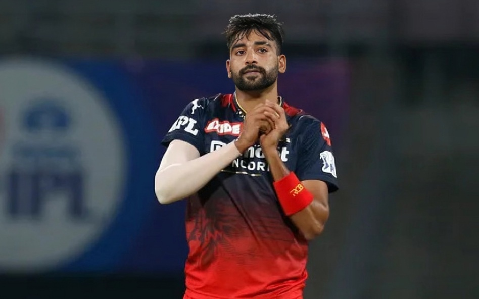 Most Sixes in a Single IPL Season